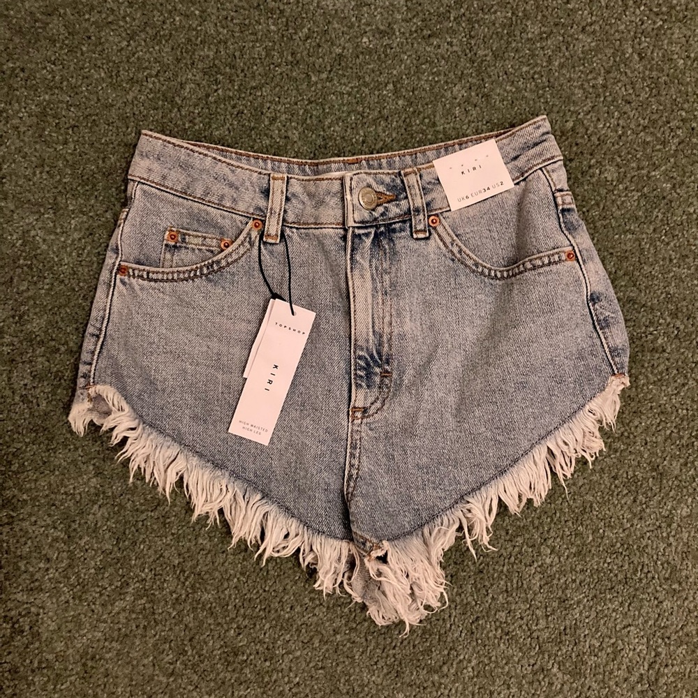 TOPSHOP Kiri High-Waisted Super-Cheeky Denim Shorts Size 2